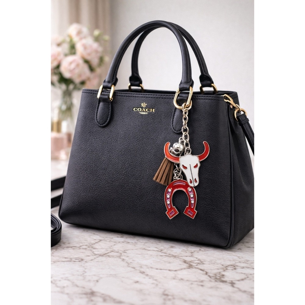 Nicole Purest Western Bull Skull Horseshoe Keychain Red Tassel Purse Bag Charm